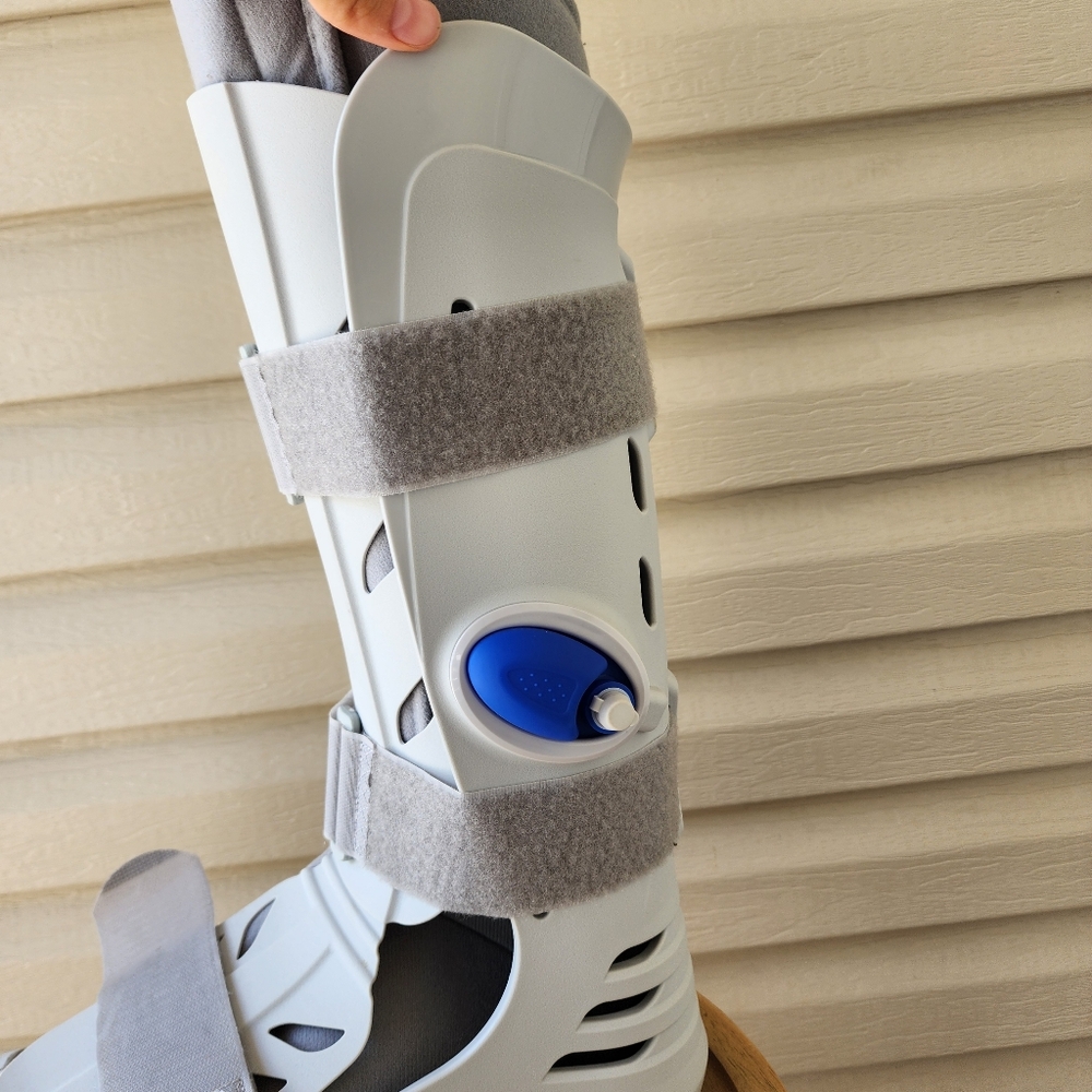 Deroyal Air Pump Ankle Medical Boot Walking View 3